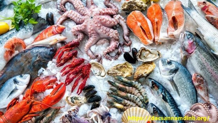 Đến du lịch biển Hải Thịnh nên ăn món gì?