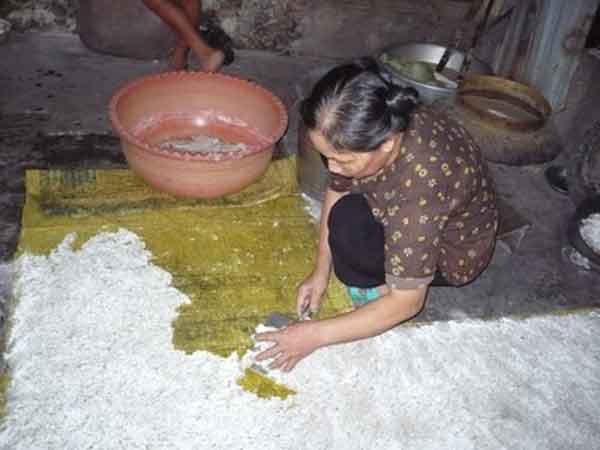 Làng nghề nấu rượu Kiên Lao Nam Định